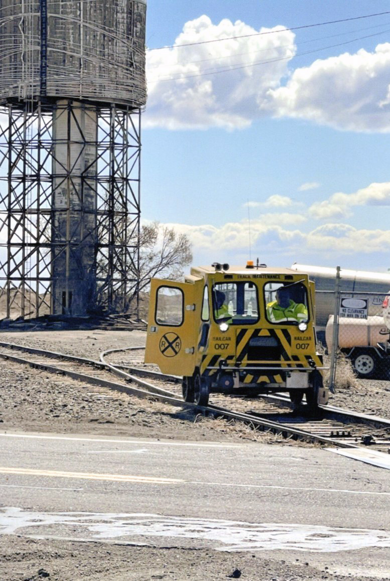 Adrianne pilots 007 leaving Bruce on the CBRR